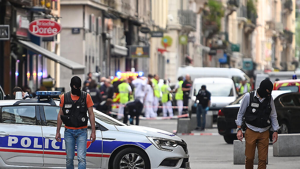 Bei der Detonation wurden 13 Menschen verletzt