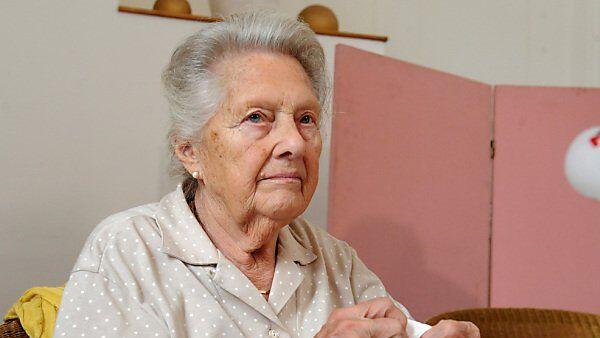 Gertrud Meschar fordert Geld von Martin Graf