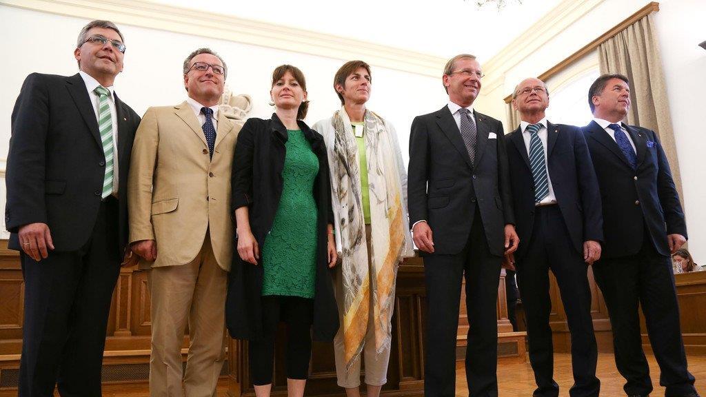 Neue Landesregierung angelobt, II