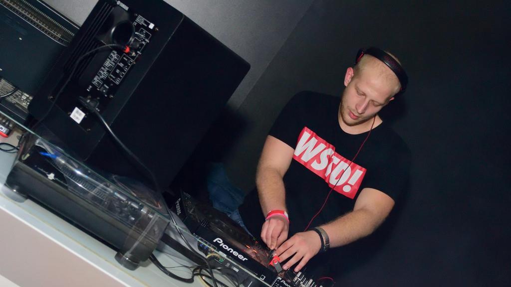 Electronic Motion Aftershow