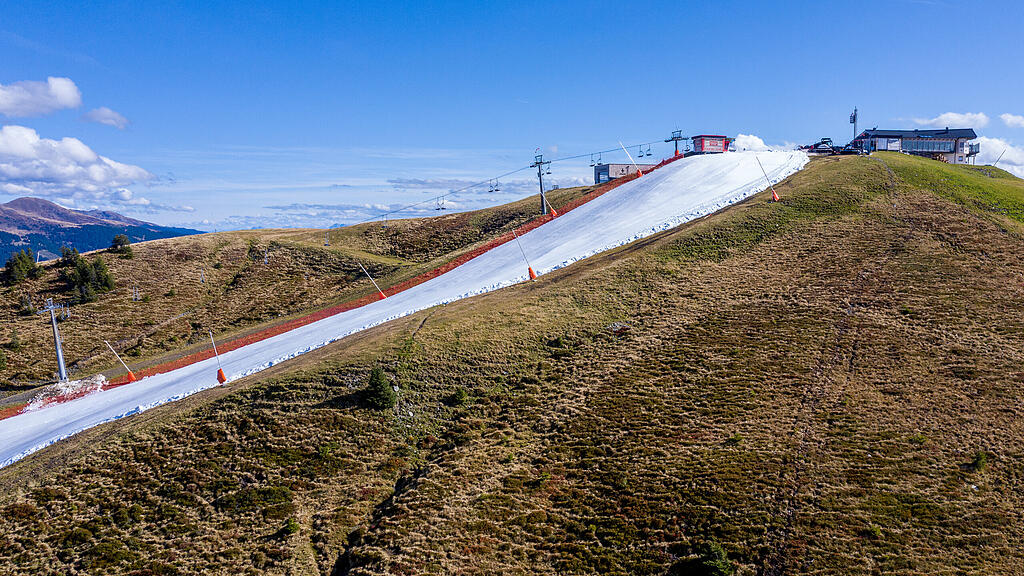 SALZBURG BEGINN DER SKISAISON AUF DER RESTERHÖHE IN MITTERSILL (PINZGAU) =(7).jpg