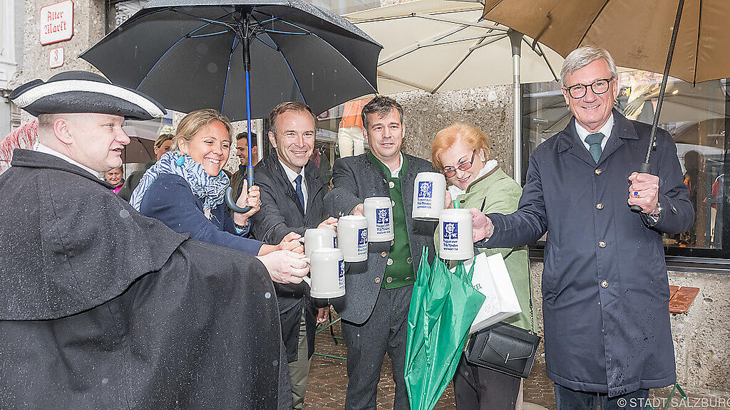 Stein des Anstoße(n)s ist dieses Foto