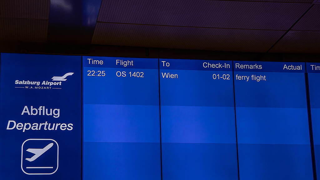 Letzter Flieger landet vorerst in Salzburg