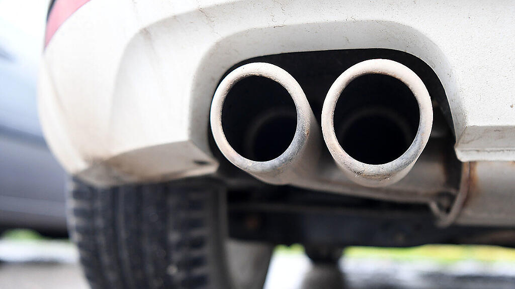 Erhöhung der NoVA für Kfz mit hohem CO2-Ausstoß angekündigt