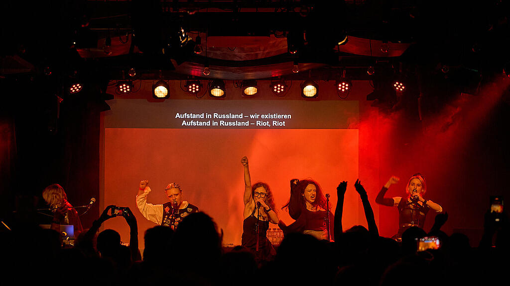 40 Jahre Frauennotruf, Pussy Riot, Misz Sputnik