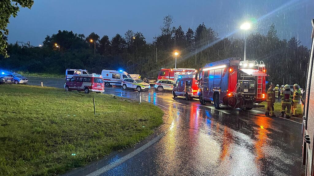 Unfall mit mehreren Verletzten in Bergheim