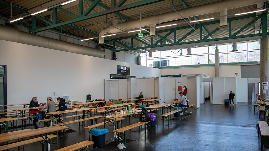 Salzburger Messezentrum bereit f\u00fcr Ukraine-Fl\u00fcchtlinge