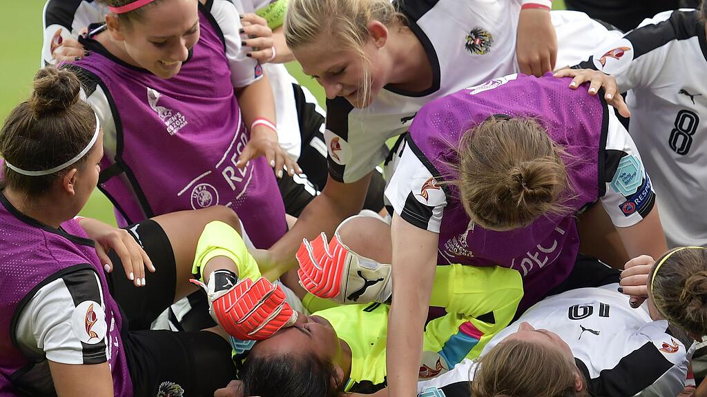 Der Traum vom EM-Finale lebt bei den ÖFB-Damen.