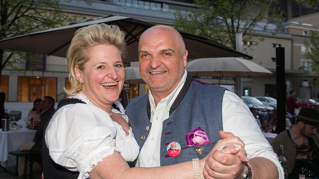 "Triangel"-Wirt Franz Gensbichler mit Fischerwirtin Andrea Huber.