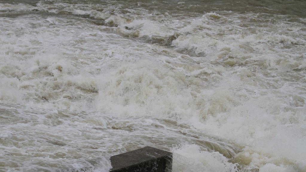 Hochwasser: Lage im Lkr. Traunstein angespannt