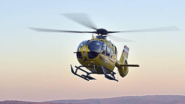 Der Biker wurde von einem Hubschrauber geborgen