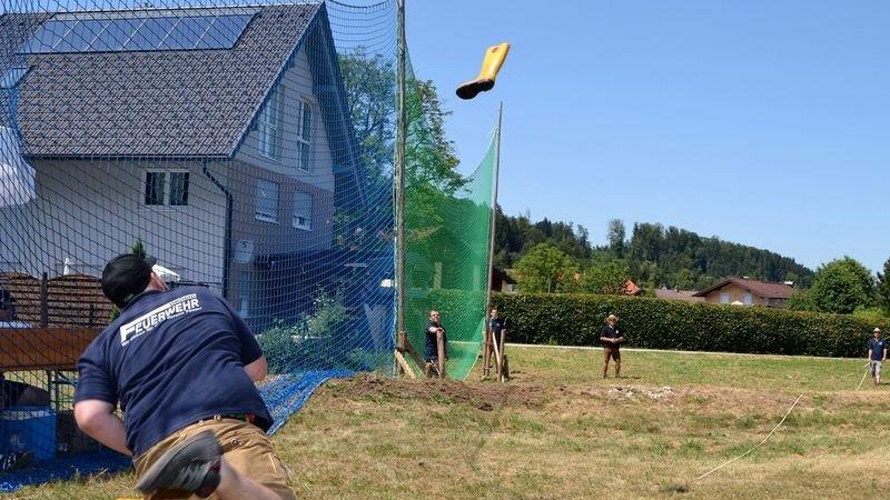 Stiefelweitwurf in Fürstenbrunn
