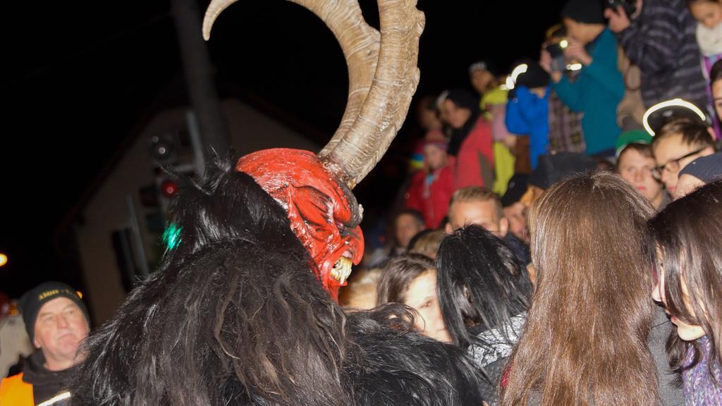 Gnigler Perchtenlauf
