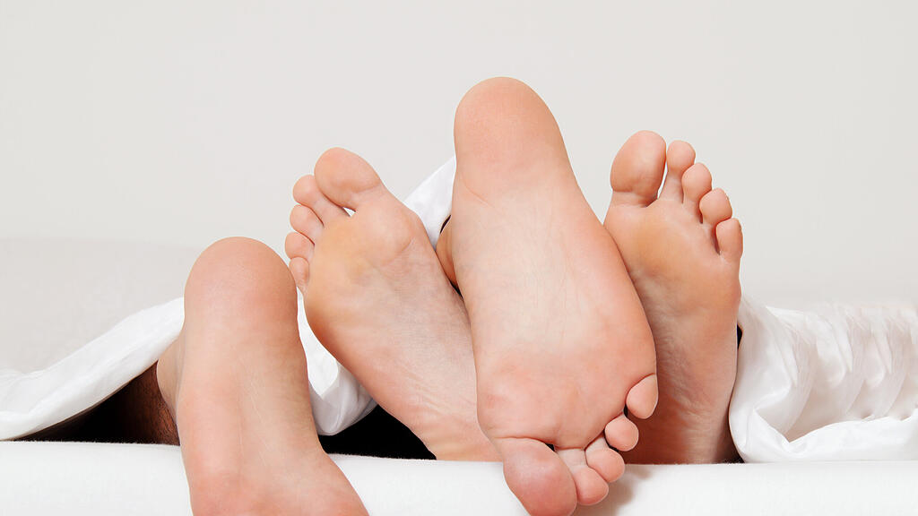 Frauen zählen ihre Sexpartner genauer als Männer (Symbolbild).