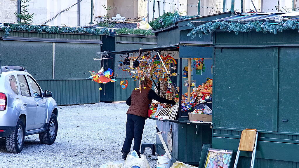 Salzburger Christkindlmarkt Aufbau
