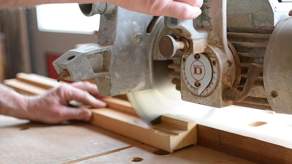 Symb_Säge Symb_Handwerker Symb_Sägen Symb_Holz