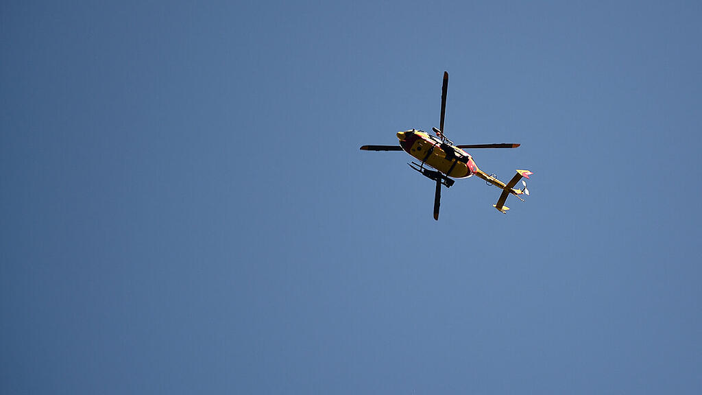 Einsatzhubschrauber bringt Unfallopfer ins Spital (Symbolbild)