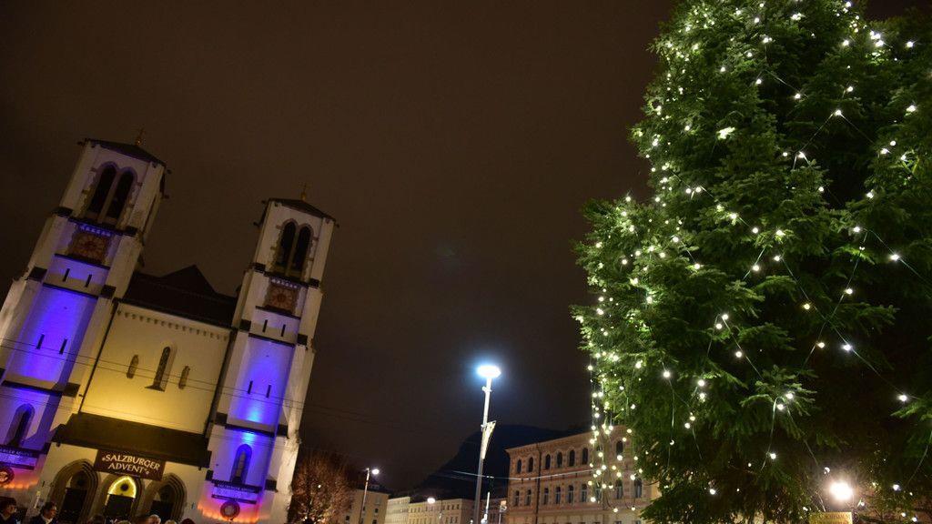 Christbaum Schloss Mirabell