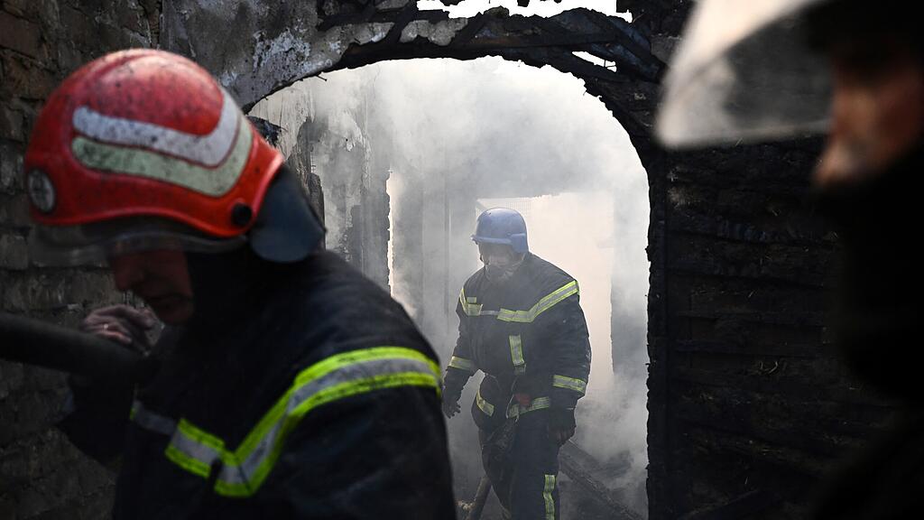 Ukraine-Krieg, Tag 28: Zerst\u00f6rung in Kiew