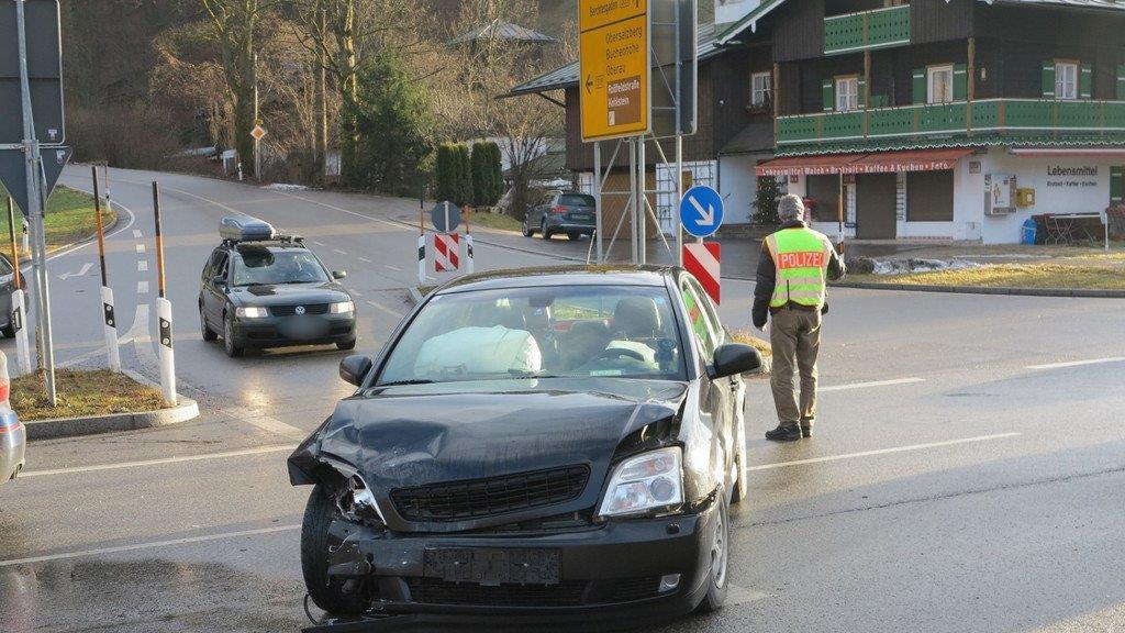 Crash auf B305