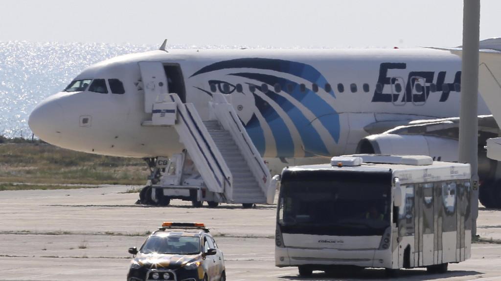 Ägyptisches Flugzeug entführt