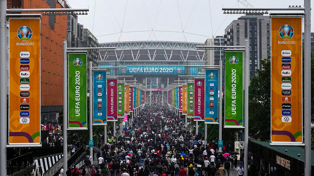 Wembley_EM_Fan_England