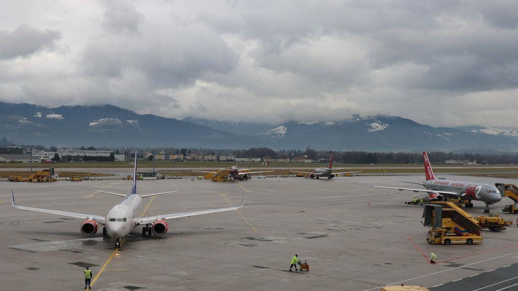 Hochbetrieb am Salzburger Flughafen