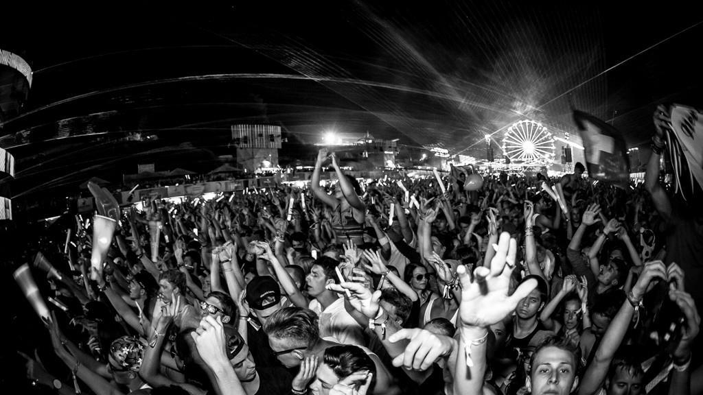 Electric Love Festival 2016: Tag 2, II