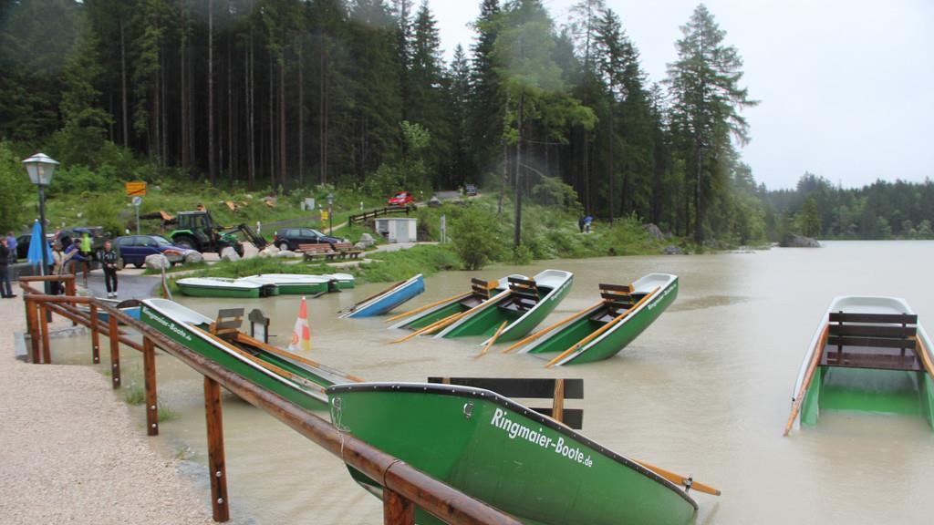 Hochwasser in Hintersee (BGL)