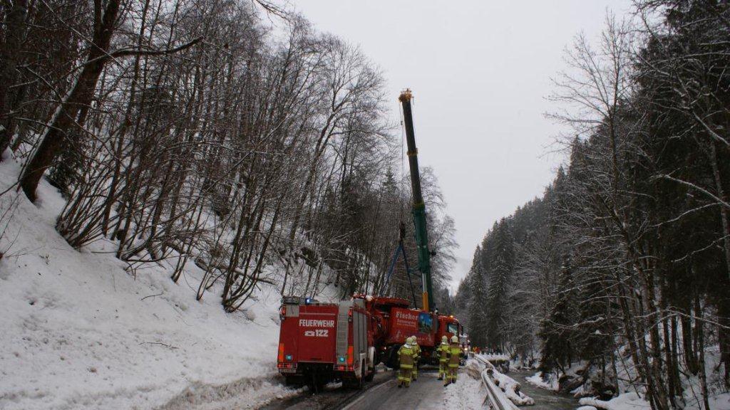 L216: Bilder der Unfallstelle