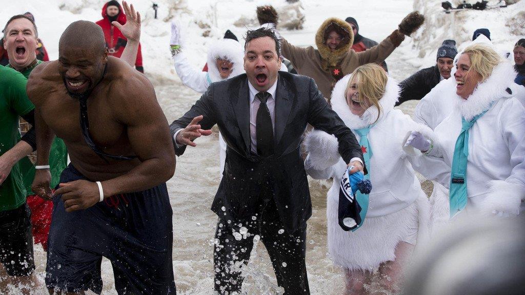 Jimmy Fallon Eis-Schwimmen