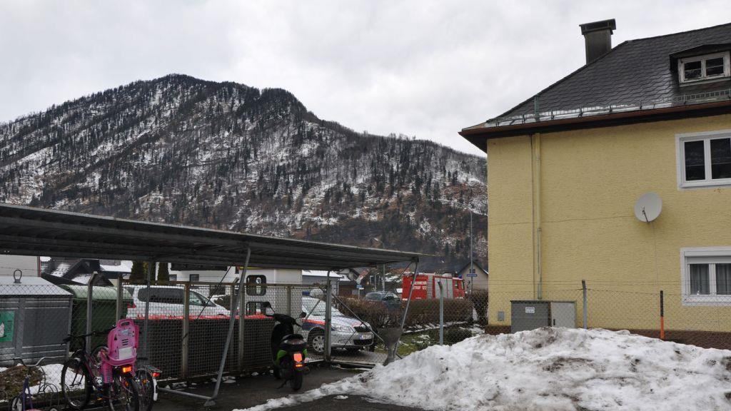 Bilder der Löscharbeiten in Ebensee
