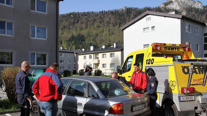 Großfahndung nach Überfall in Hallein I