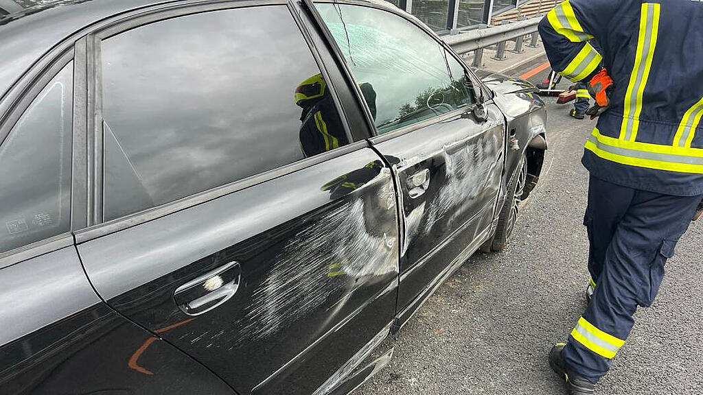 Auto-Überschlag auf A1 bei Mondsee