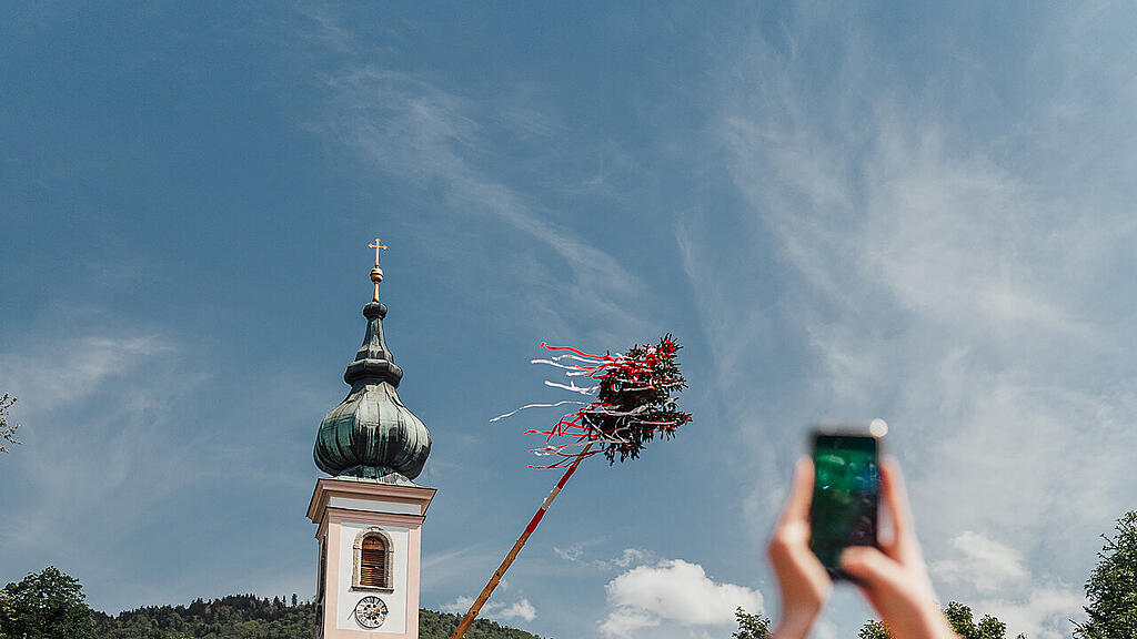 Maibaumaufstellen Aigen 2024