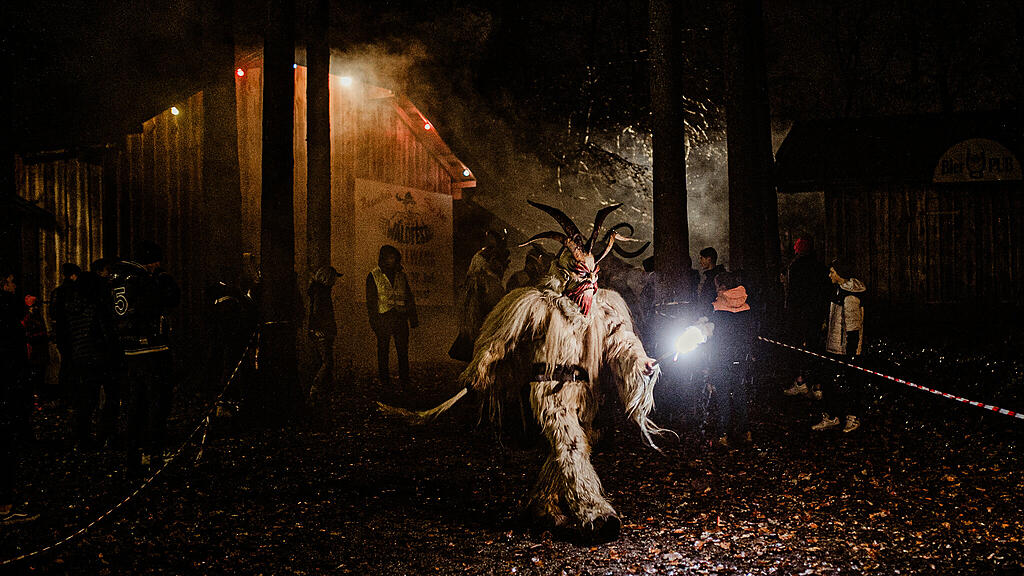 Hallwanger Perchtenlauf