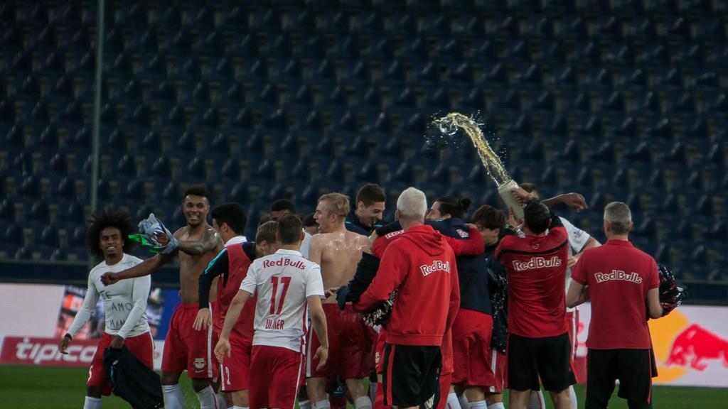 Red Bull - Sturm Graz, Stimmung, I