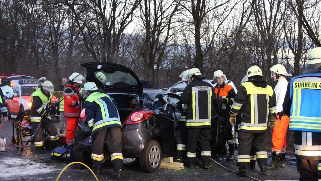 Ein Toter bei Crash auf B20, II