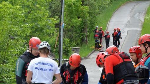 Salzburger Wasserrettung bildet aus