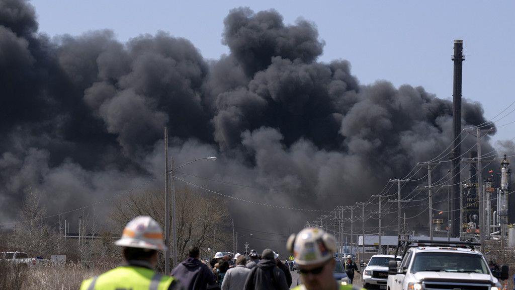 Raffinerie explodiert in Wisconsin