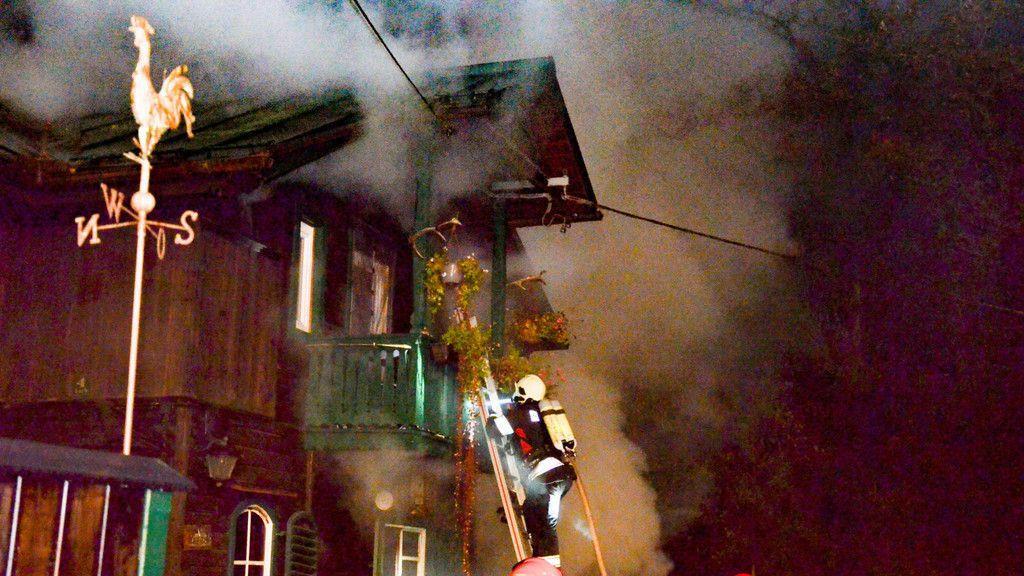 Toter bei Brand gefunden