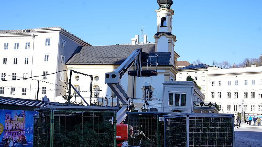 Salzburger Christkindlmarkt Aufbau