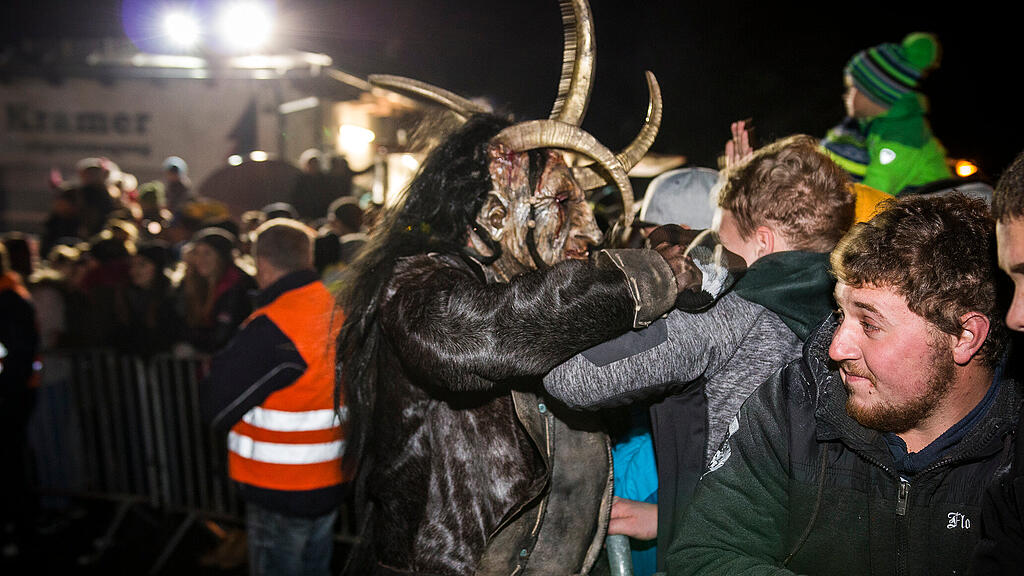 Krampuslauf in H\u00fcttau