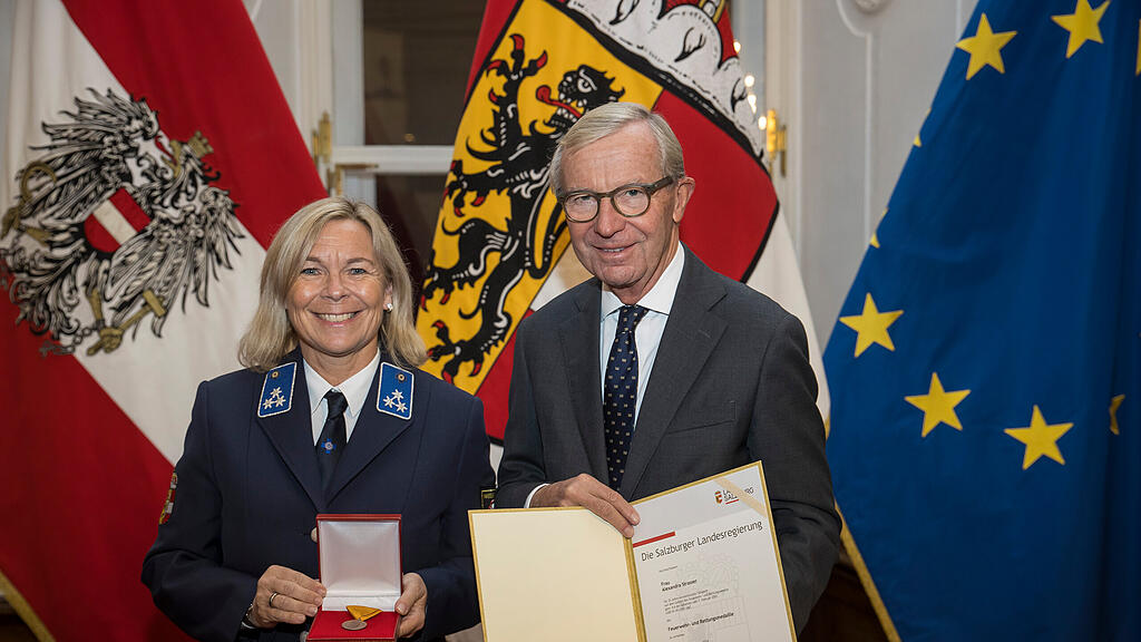 Wasserretter und Wasserretterinnen in Landesresidenz