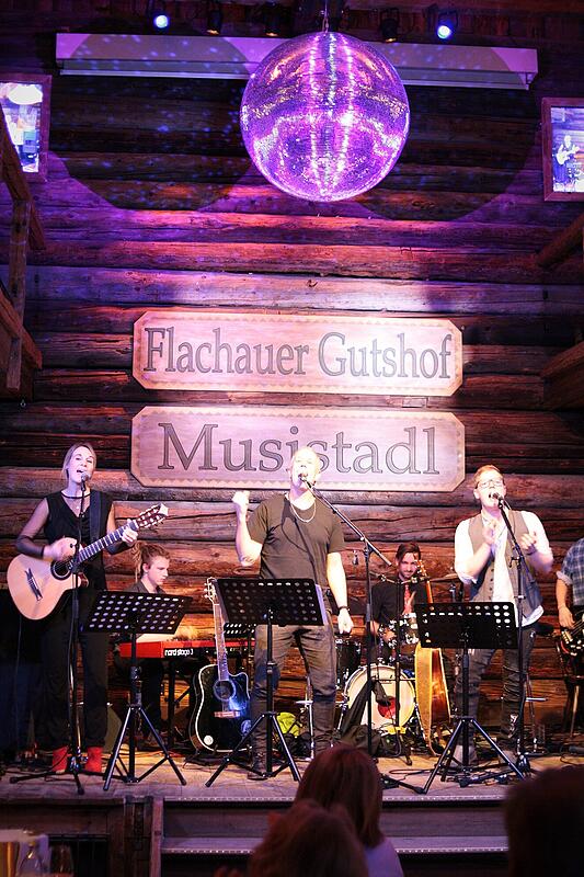 Charity - Aventkonzert der Johanns Erben