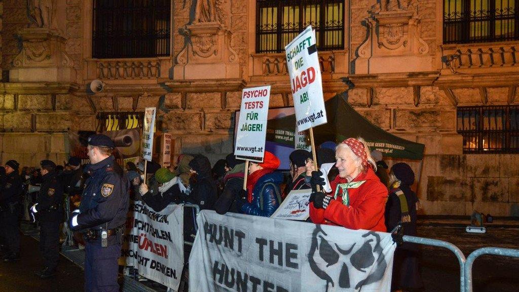Demo gegen den Jägerball