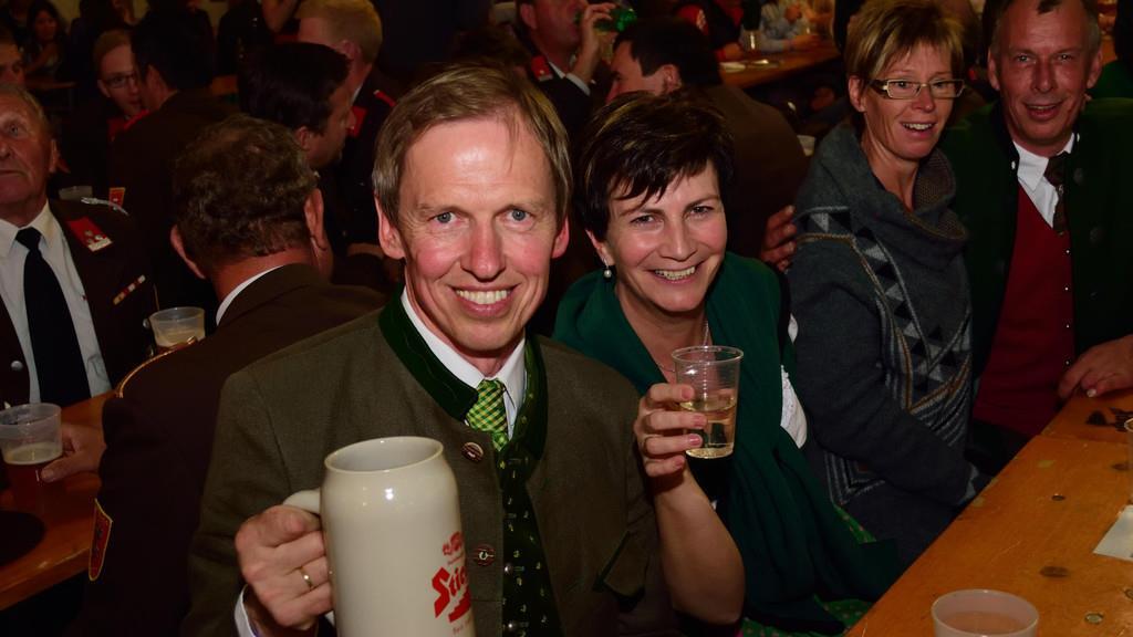Sagler Bierzelt, FR, III