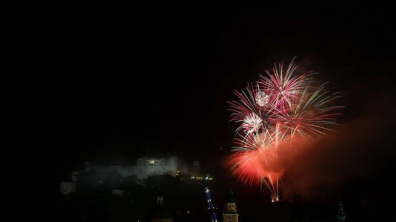 Großes Feuerwerk
