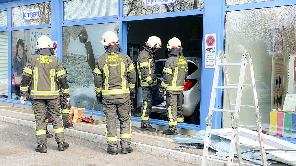 Pkw-Crash Salzburg-Parsch