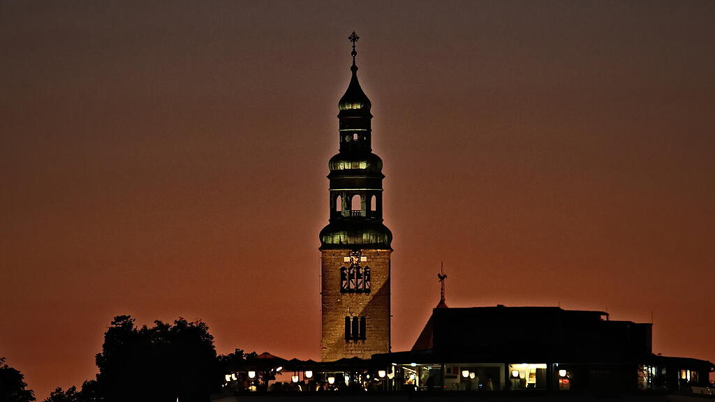 Mond über dem Salzburger Stadtfest